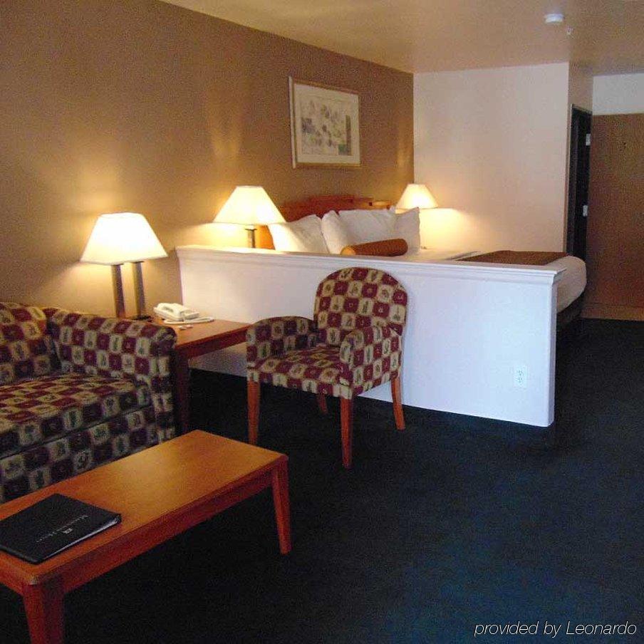 Magnuson Hotel Маниту Спрингс Екстериор снимка